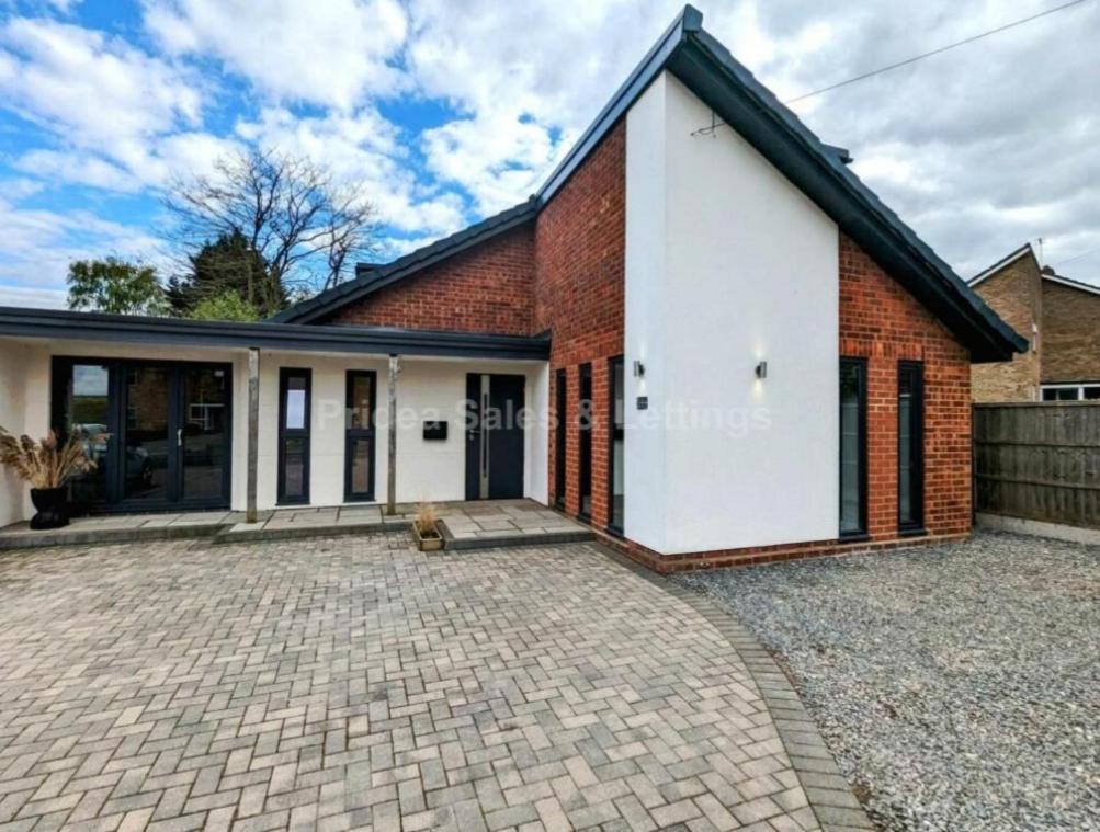 J'S B&B Branston Eksteriør billede